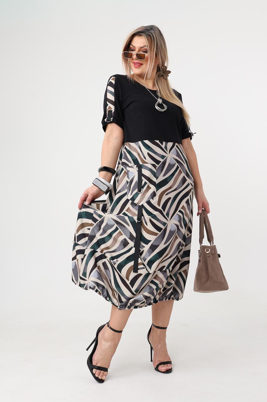 Sukienka bombka plus size w geometryczne wzory czarno-beżowa 42-50
