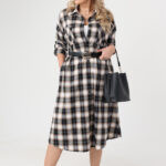 Sukienka-koszulowa-plus-size-w-kratę-czarno-beżowa-42-50 (1)