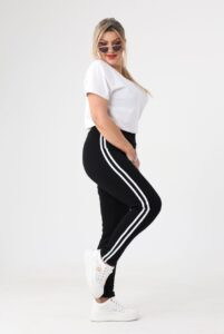 Bawełniane czarne leginsy z paskami plus size