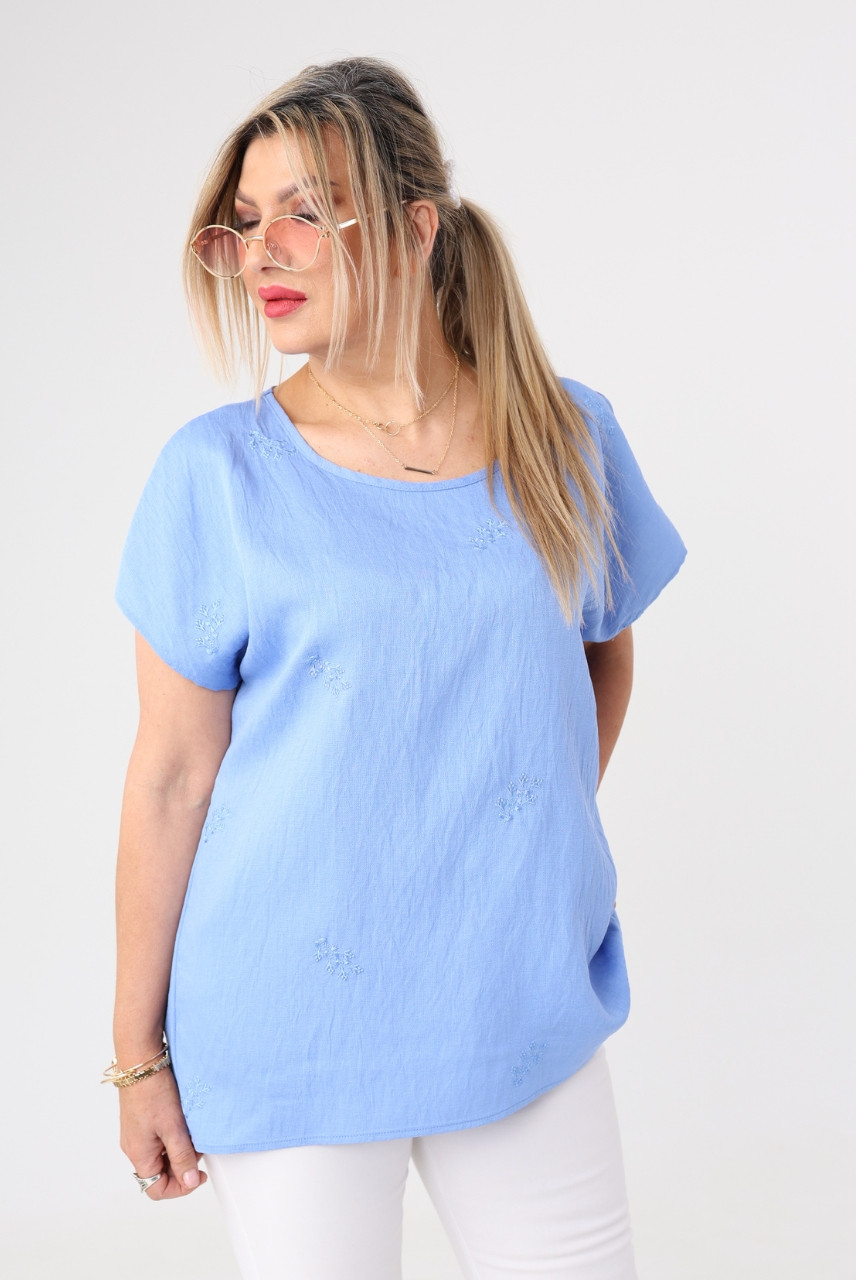 Bluzka damska duże rozmiary z haftem i krótkim rękawem