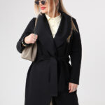 czarny-płaszcz-przejściowy-plus-size-wiązany-w-pasie (3)