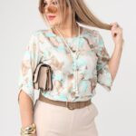 elegancka-bluzka-dla-puszystej-bezowo-mietowa-z-ozdobnym-wzorem (4)