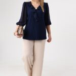 elegancka-bluzka-z-zabotem-plus-size-granatowa (6)