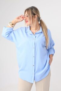 Elegancka koszula damska plus size niebieska