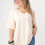 luzna-bluzka-z-dekoltem-v-plus-size-bezowa (3)