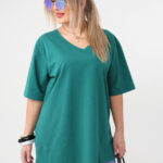 luzna-bluzka-z-dekoltem-v-plus-size-butelkowa-zielen (5)