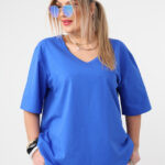 luzna-bluzka-z-dekoltem-v-plus-size-chabrowa (4)