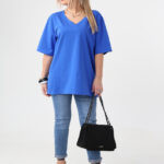 luzna-bluzka-z-dekoltem-v-plus-size-chabrowa (6)