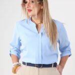 Elegancka bluzka w dużym rozmiarze niebieska – moda plus size