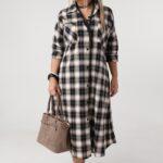 sukienka-koszulowa-plus-size-w-krate-czarno-bezowa-42-50 (3)