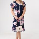 Letnia zwiewna koktajlowa sukienka duże rozmiary w kwiaty