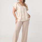 Beżowo-biała-bluzka-damska-plus-size-z-krótkim-rękawem 44-54 (2)