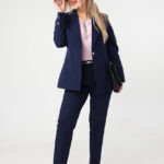 Elegancki garnitur damski plus size granatowy 38-52