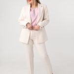 Elegancki garnitur damski plus size kremowy 42-52