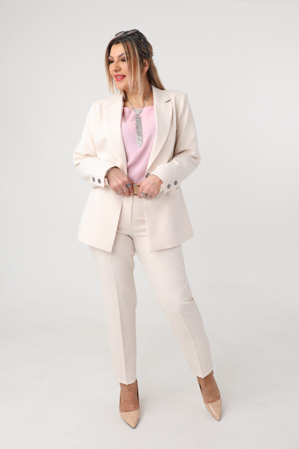 Elegancki garnitur damski plus size kremowy 42-52