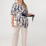 Komplet damski elegancki plus size beżowo-granatowy (4)