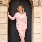 Elegancki garnitur kobiecy plus size różowy 44-52