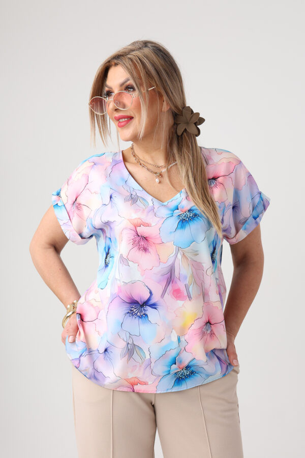 Pastelowa bluzka damska plus size z krótkim rękawem 44-54