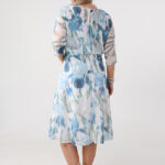 Zwiewna-sukienka-siateczkowa-plus-size-niebiesko-biała 44-54 (7)