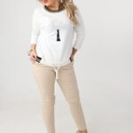 biala-bluzka-plus-size-ze-sciagaczem (5)