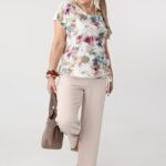 bluzka-z-gumka-na-dole-plus-size-w-kwiatki-khaki (5)