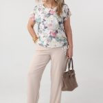 bluzka-z-gumka-na-dole-plus-size-w-kwiatki-zielona (5)