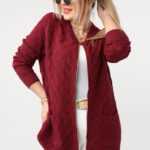 Sweter dla puszystych dzianinowy elegancki