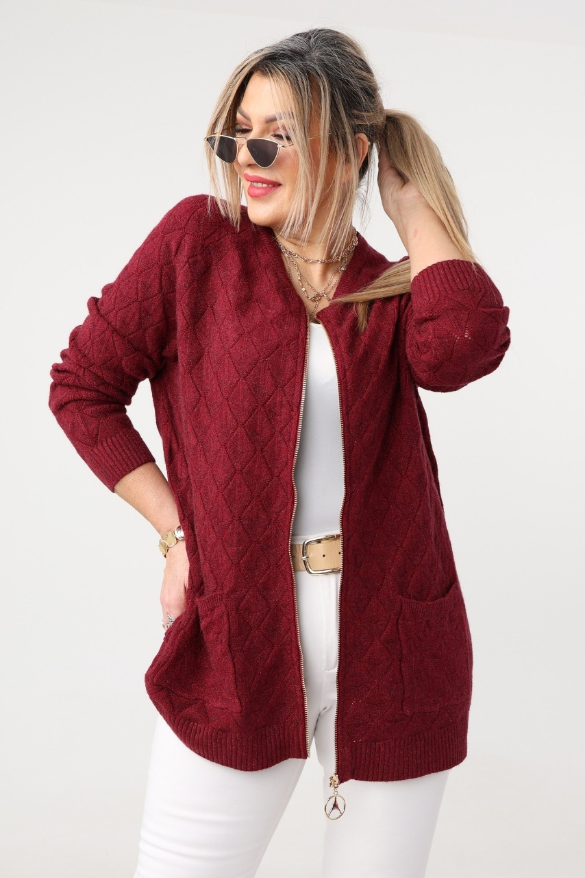 Sweter dla puszystych dzianinowy elegancki