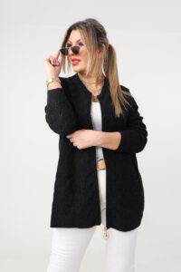 Sweter dla puszystych dzianinowy elegancki