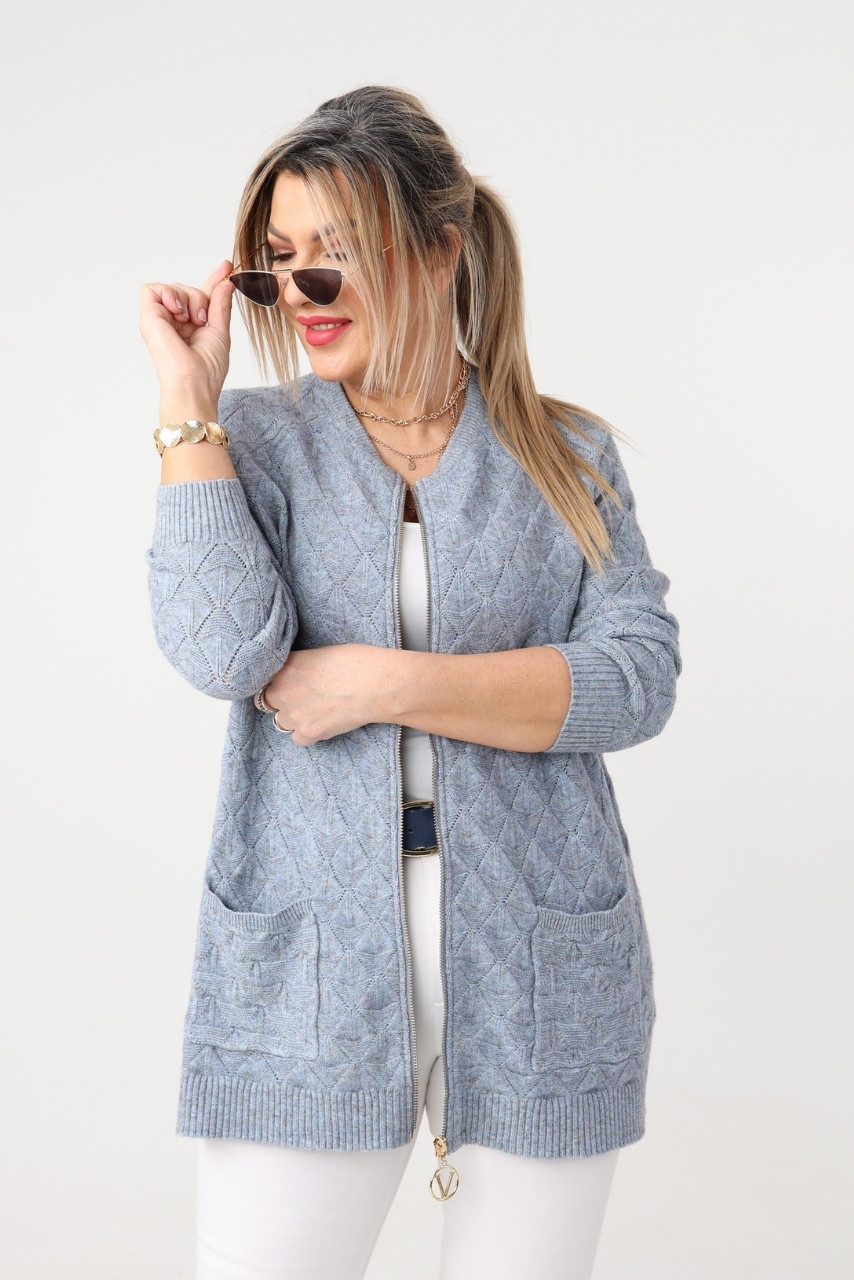 Sweter dla puszystych dzianinowy elegancki