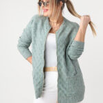 Sweter dla puszystych dzianinowy elegancki