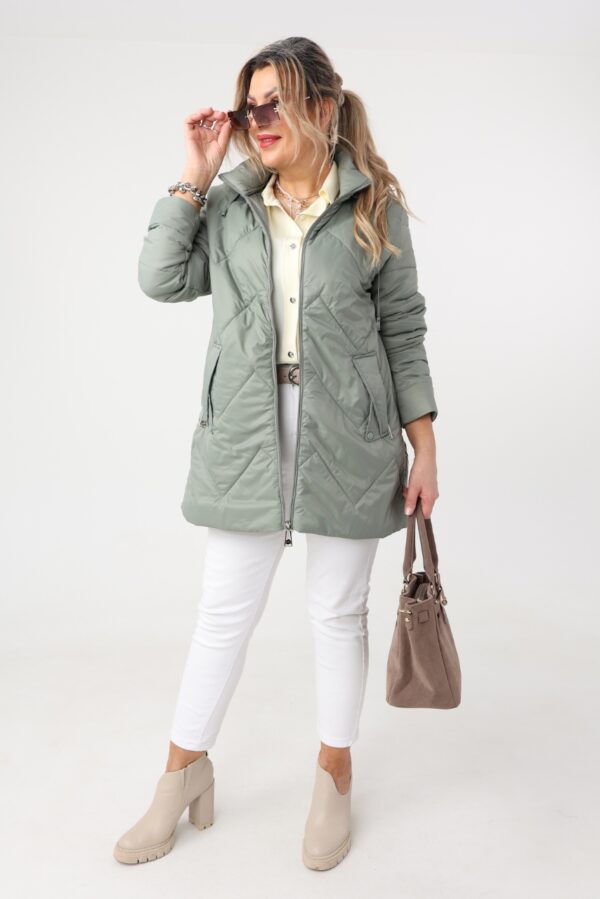 Kurtka damska plus size pikowana na sezon przejściowy