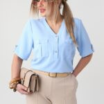 bluzka plus size z dekoltem dla puszystych kobiet