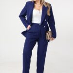 elegancki-garnitur-kobiecy-plus-size-granatowy (4)
