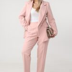 Elegancki garnitur damski plus size