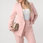 elegancki-garnitur-kobiecy-plus-size-rozowy (6)