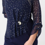 granatowa-sukienka-olowkowa-plus-size-z-falbanka (3)