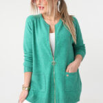 Sweter dla puszystych dzianinowy elegancki