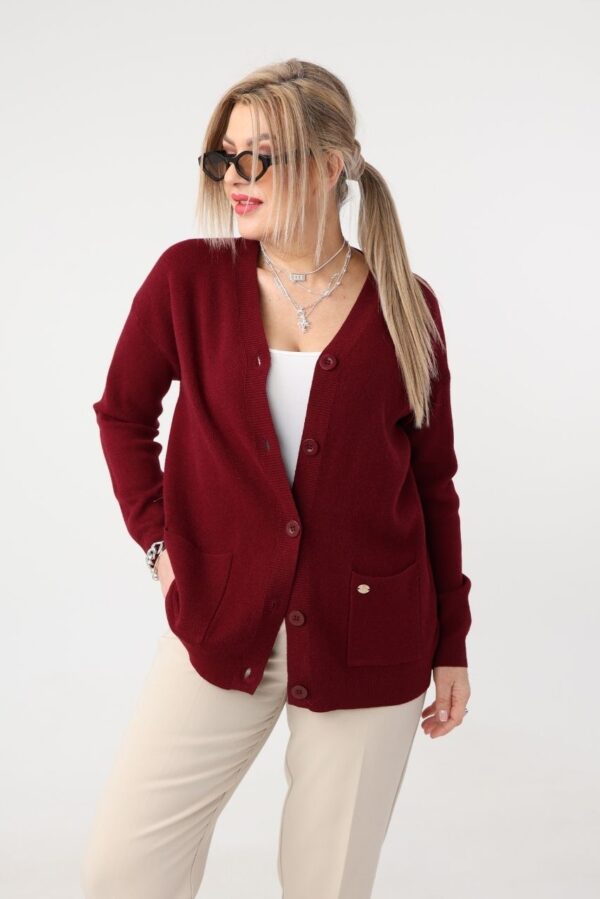 Sweter dla puszystych dzianinowy elegancki