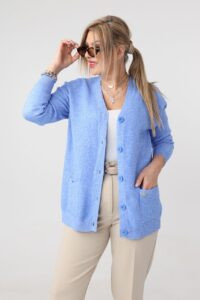 Sweter dla puszystych dzianinowy elegancki