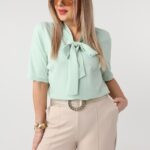 Elegancka bluzka dla puszystych