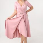 rozkloszowana-sukienka-kopertowa-plus-size-rozowa (4)