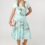 Rozkloszowana sukienka z paskiem miętowo-szara