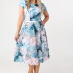 rozkloszowana-sukienka-z-paskiem-niebiesko-bezowa (2)