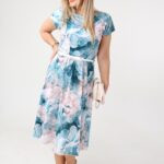 rozkloszowana-sukienka-z-paskiem-niebiesko-bezowa (6)