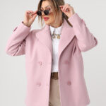 Różowy płaszcz przejściowy plus size na guziki 42-46