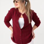 Sweter dla puszystych dzianinowy elegancki