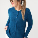 Sweter dla puszystych dzianinowy elegancki