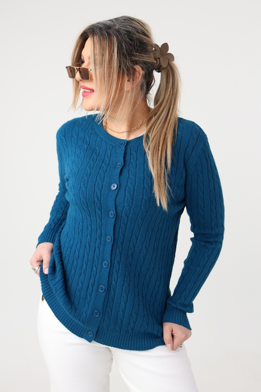 Sweter dla puszystych dzianinowy elegancki