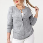 Sweter dla puszystych dzianinowy elegancki